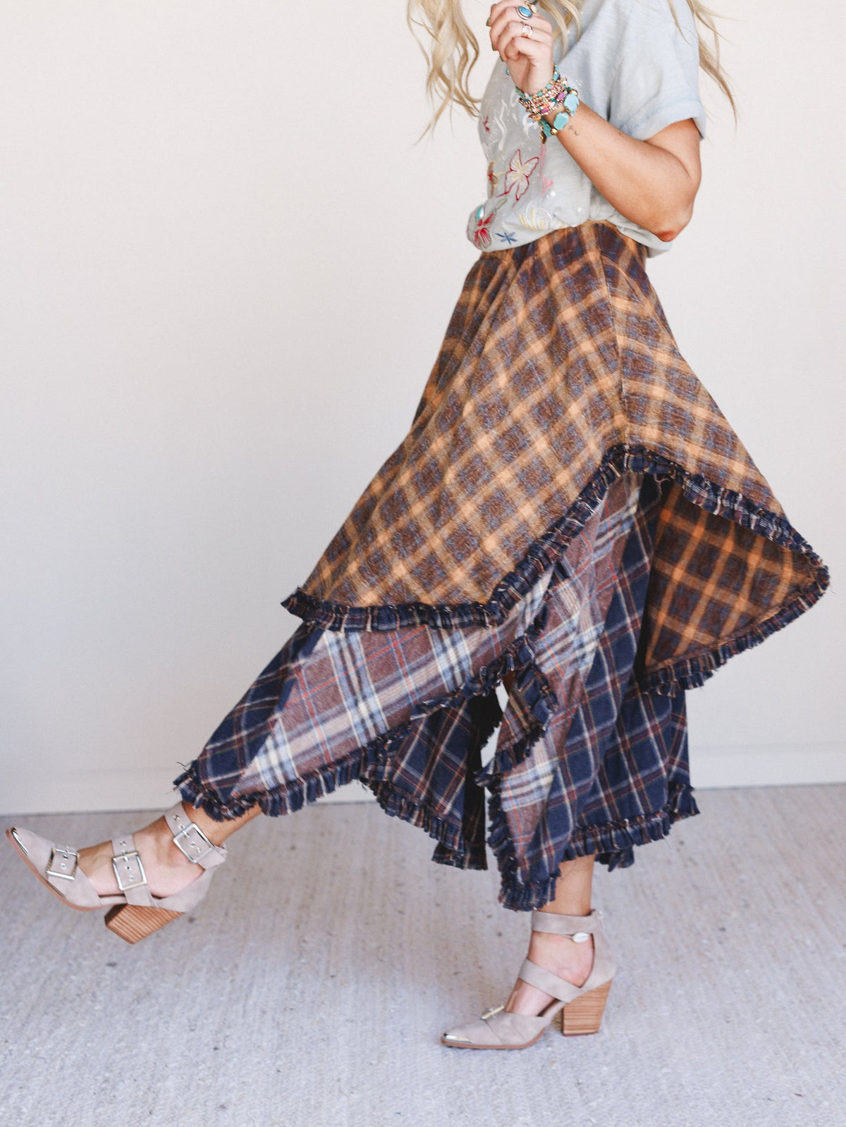 Sand Dancer Plaid Skirt - Navy
