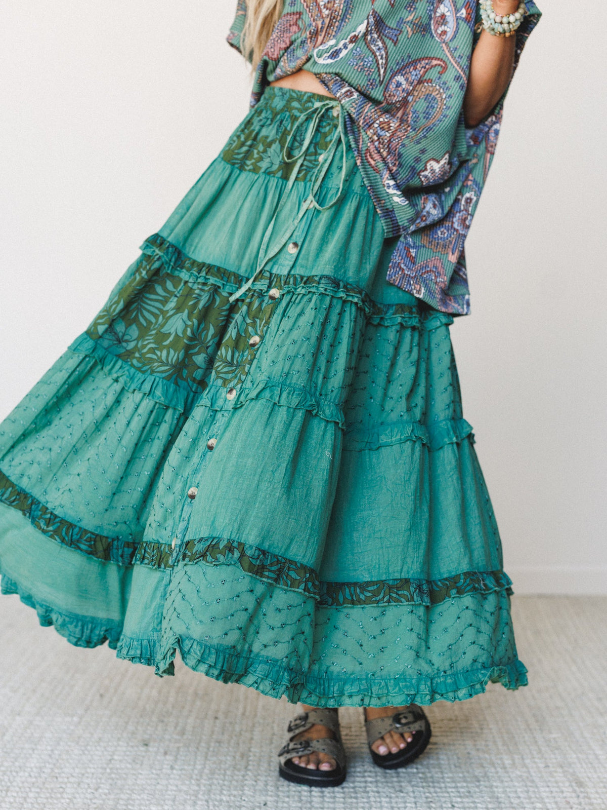 Life on the Island Skirt - Olive Multi