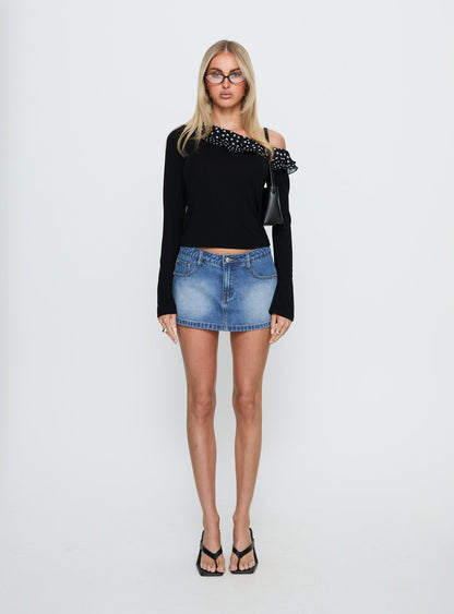 Sariya Long Sleeve Ruffle Top Black / Polka