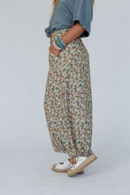 The Nest Solstice Song Cinched Skirt - Khaki