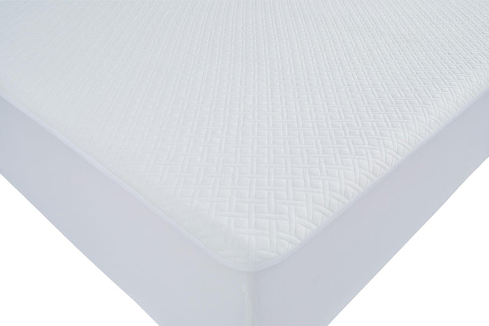 Basic Protector Mattress Protector