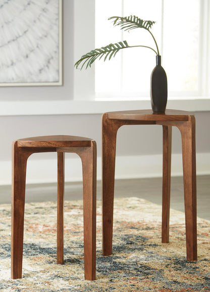 Wooden accent table set, two square side tables with tapered legs