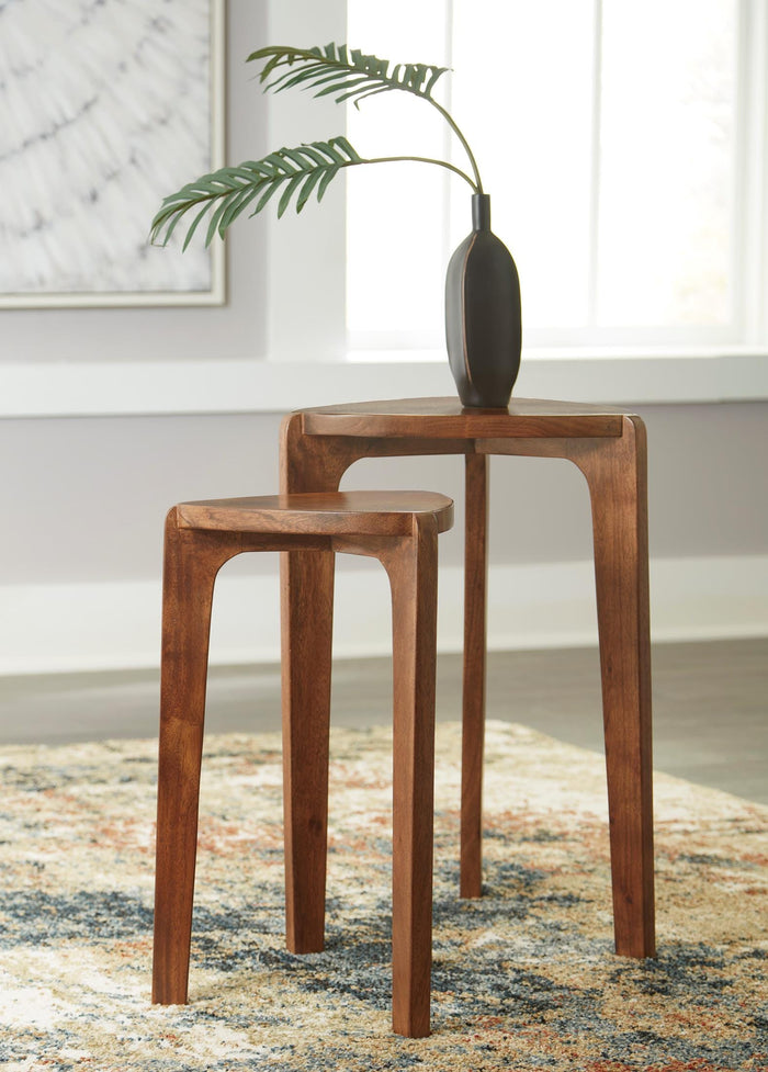 Wooden accent table set with two nested square tables and tapered legs