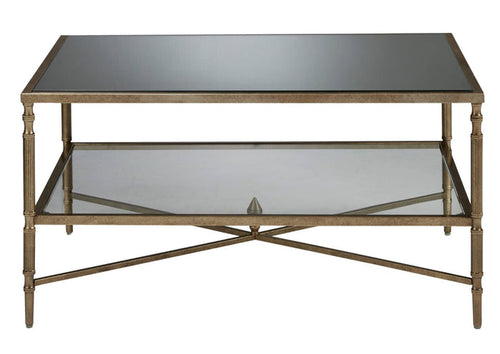 Cloverty Cocktail Table