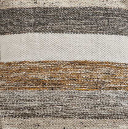 Josalind Pouf