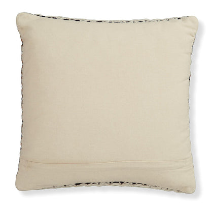 Nealington Pillow