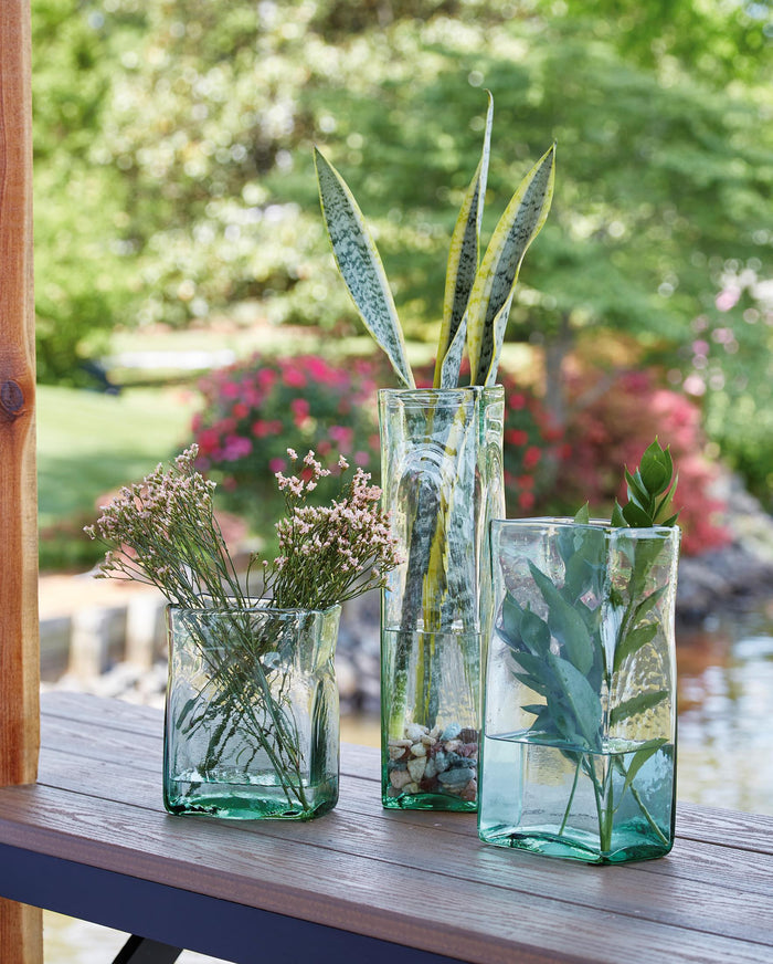 Taylow Medium Vase